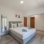 Kata בית הארחה נאום
